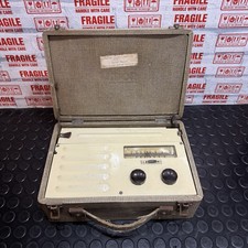 Vintage VIDOR Radio