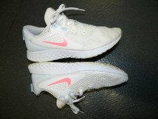Ladies Nike Air React Legend Trainers Running UK Size 6.5 EUR 40.5 Used