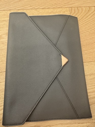 Banana republic grey clutch - banana,