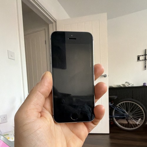 Iphone 16gb untested - 5s,