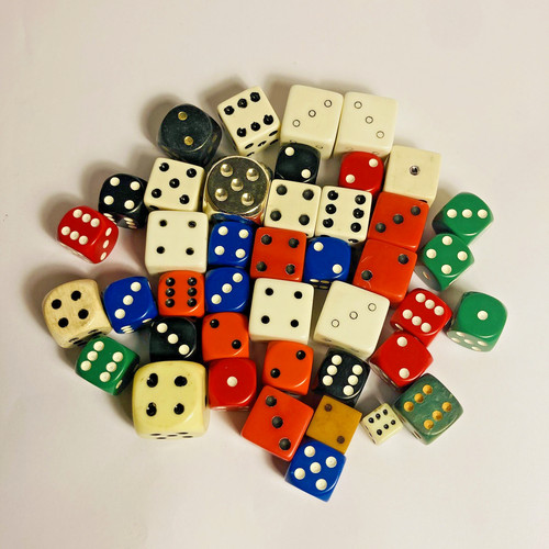 Job lot board game - 43, dice