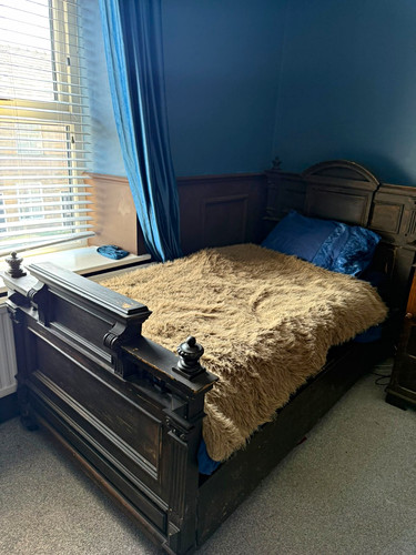 Dark wood victorian single bed - wood,