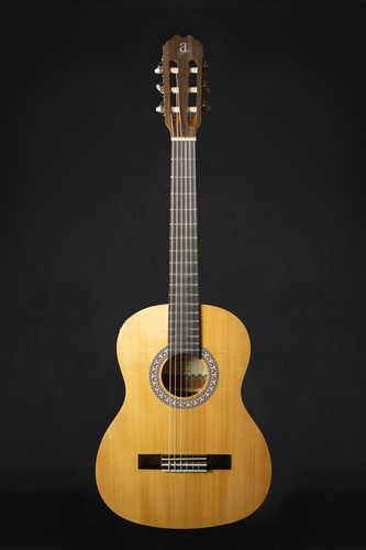 Admira alba size - size, classical
