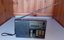 Vintage Sony ICF-7600DS