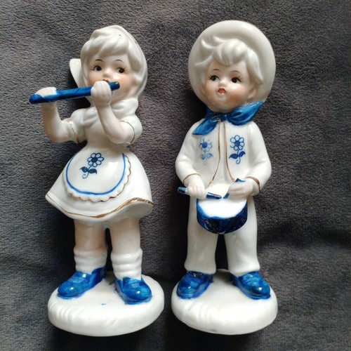 Small blue white - small,