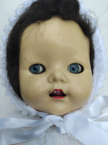 Vintage inch tall pedigree - inch,