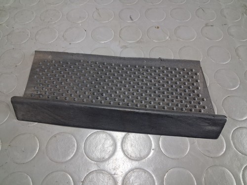 Center dashboard mat - , for