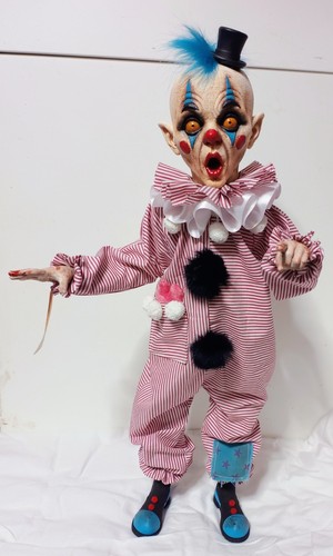 Handmade clown doll - , horror