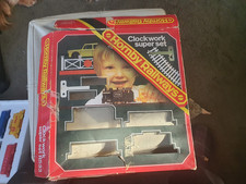 HORNBY CLOCKWORK  SUPER  SET