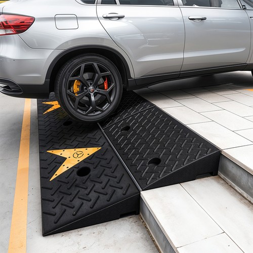 Vehicle loading ramp for - 1/2x,