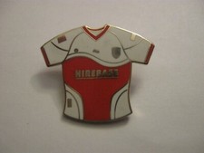 RARE OLD RUGBY LEAGUE FOOTBALL CLUB (102) KIT ENAMEL BROOCH PIN BADGE