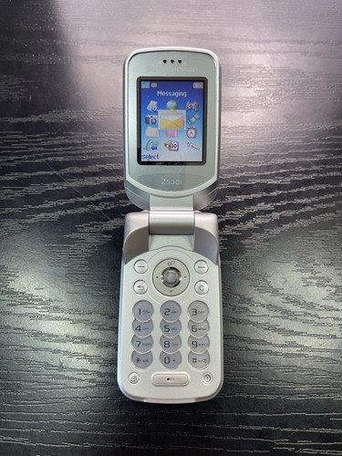 Sony ericsson z530i flip - ericsson,