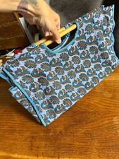 VINTAGE SEWING/ KNITTING BAG WITH BAMBOO WOODEN HANDLES 39x24cms