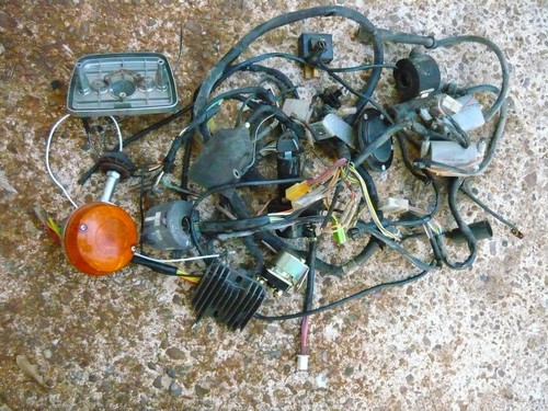 1980 1981 suzuki gs250t oem - suzuki,