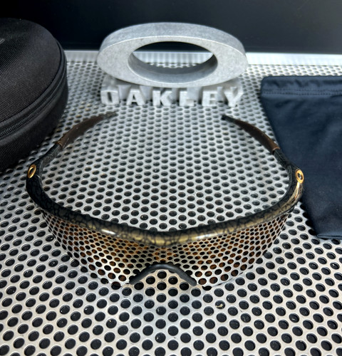 Oakley frame strike gold - strike,