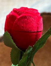 Ring box red rose velvet gift