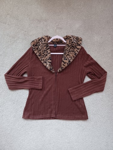 Chocolate sweater - sweater, l