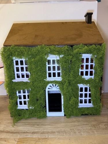 Handmade upcycled dollhouse - handmade,