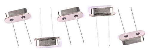 Quartz crystal oscillator - x,