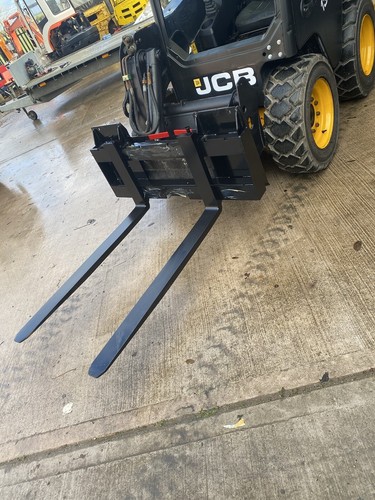 Skidsteer pallet forks - skidsteer,