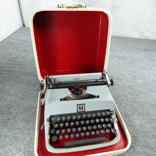 Underwood crest typewriter - crest,