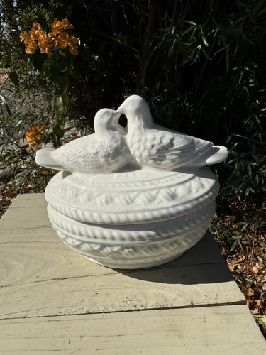 Vtg ceramic basket - vtg, look