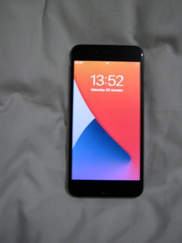 Apple phone plus silver - i,