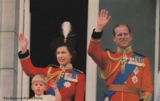 ***ORIGINAL POSTCARD***QUEEN