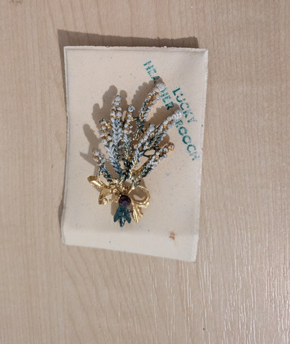 Vintage gold tone - gold,