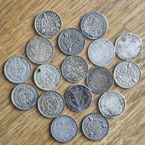 Silver three pence coins - x,