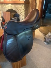 ASS/AVA  17.5" Medium Wide GP Saddle Flair System Havanah - Removal knee blocks