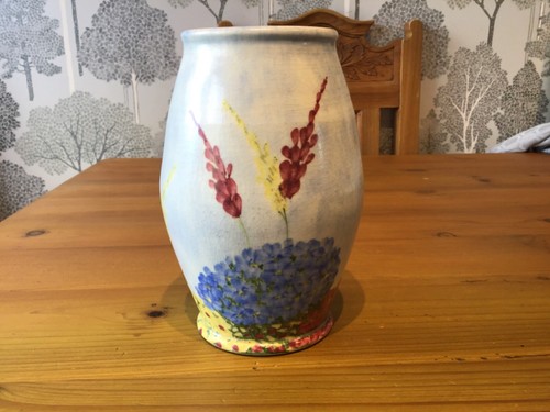 Hand painted art deco - hand,