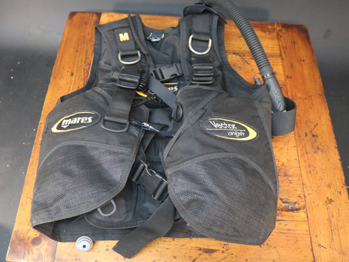 Mares vector origin bcd - mares,