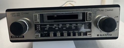 Sanyo vintage car stereo - , radio