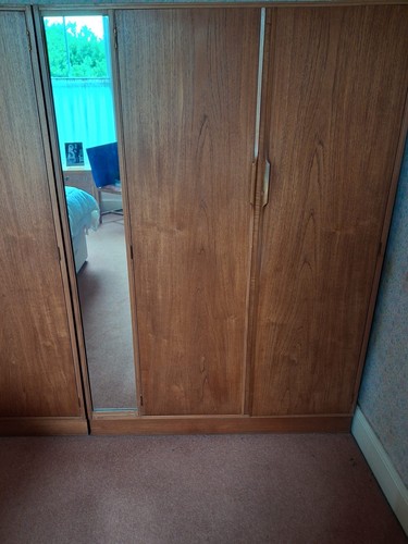Two teak austin vintage suite - two,