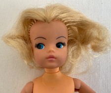 VINTAGE 1979 PEDIGREE ACTIVE BLONDE SINDY DOLL 2 GEN 1077 033055X HONG KONG TLC