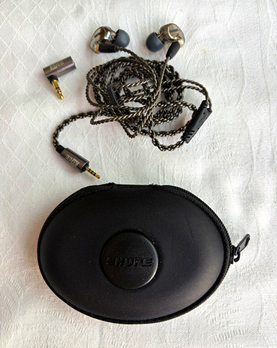 Shure se425 earphones ear - shure,