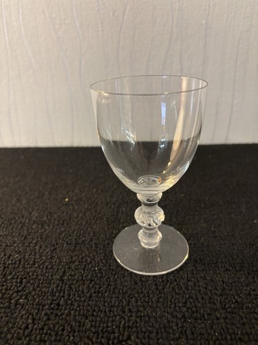 Saint hubert white wine - white,