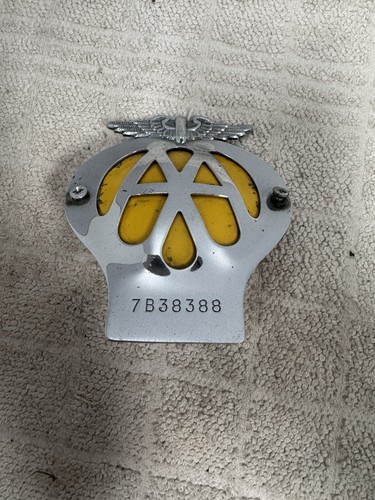 Vintage badge 1960 1961 - badge,
