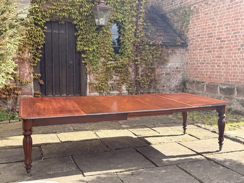 Antique mahogany polished - mahogany,
