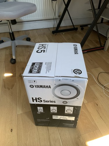 Yamaha hs5 powered studio - hs5,