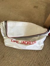 LIFE JACKET BAG STORE 5