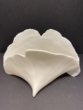 Luna Del Mar Porcelain Shell
