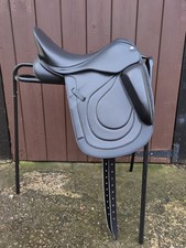 BNWOT Premier Equine Bletchley Monoflap Dressage Saddle - 16.5" *Free Postage*