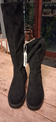Black knee high faux - , suede