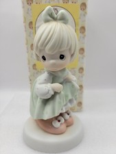 Precious Moments Who's Gonna Fill Your Shoes Porcelain Figurine 1996 With Box