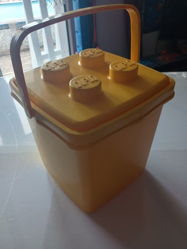 1990s lego duplo - duplo, yellow