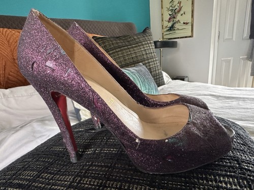 Authentic christian louboutin - authentic,