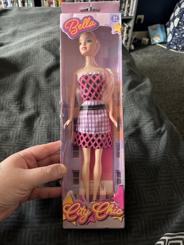 Bella city chic fashion doll - city,