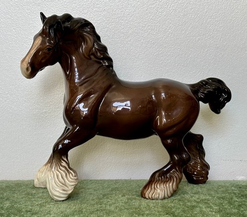 Beswick cantering shire - shire, 975